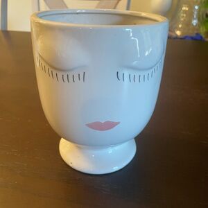 Woman Face Planter